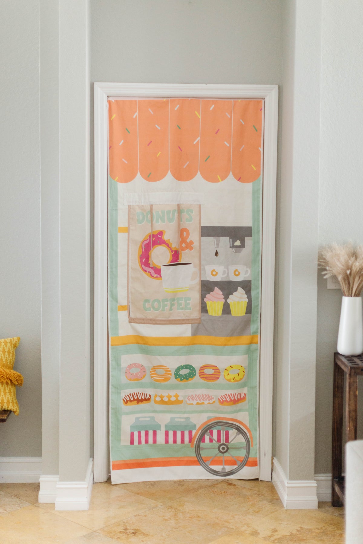 Swingly Ice Cream & Coffee Shoppe Storefront