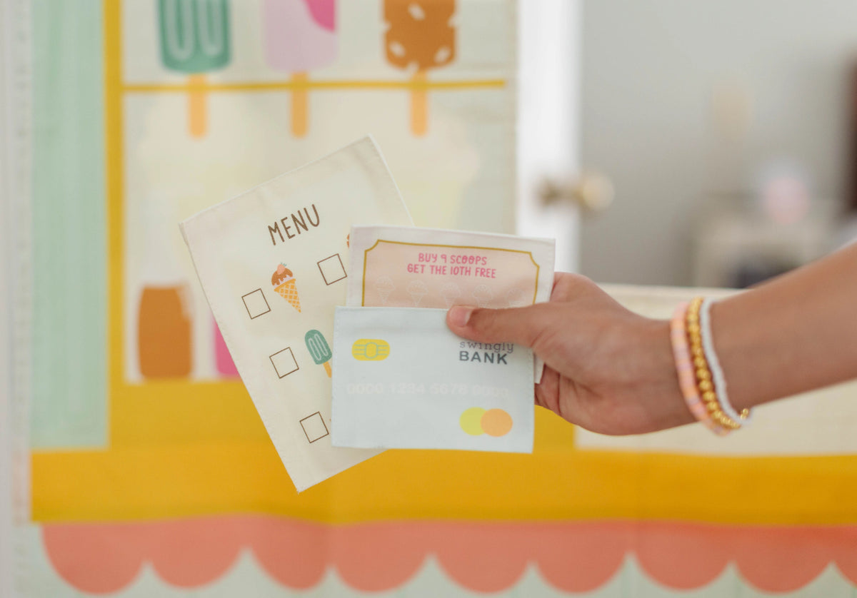 Swingly Ice Cream & Coffee Shoppe Storefront