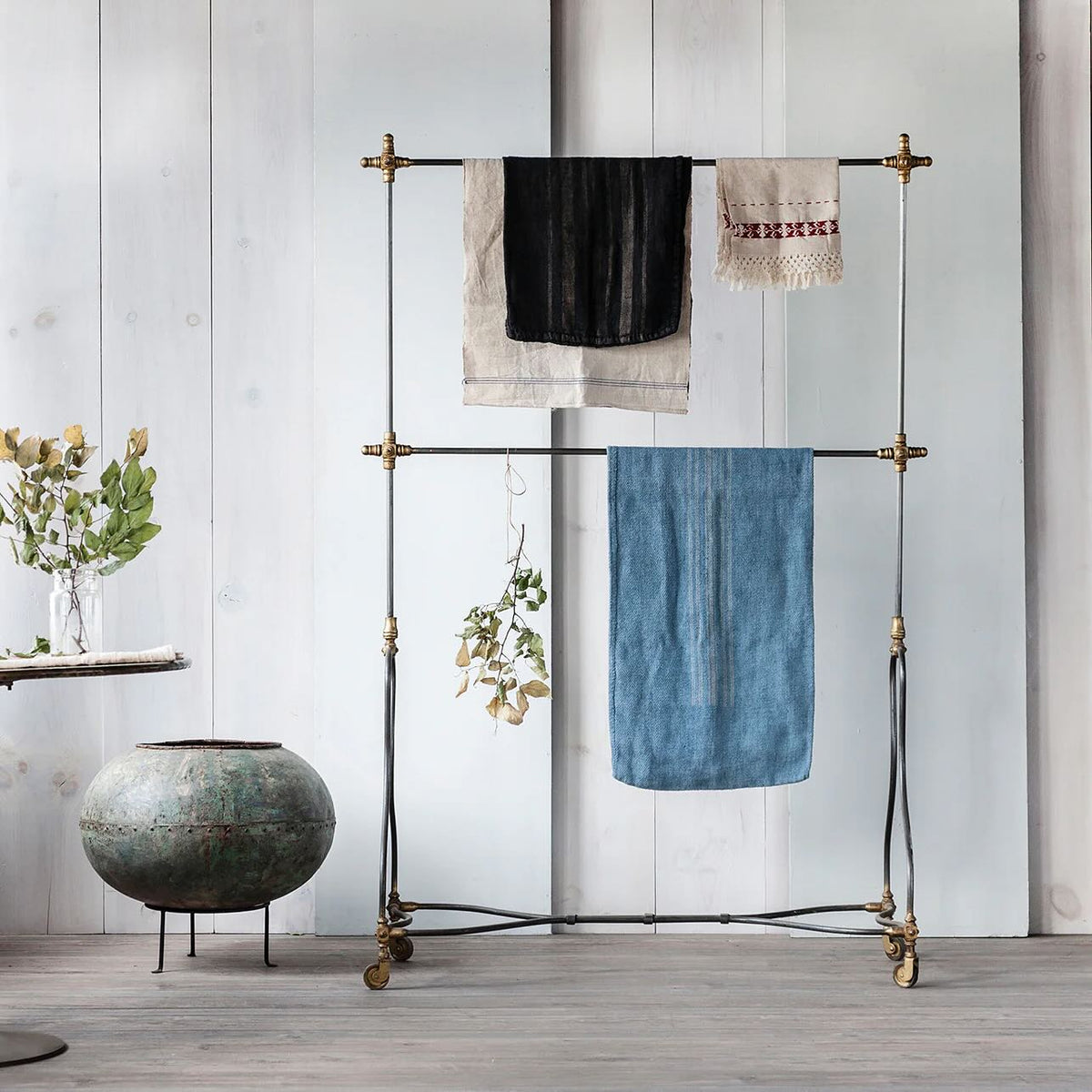 Visby Cloth Rack Victorian Clothes Rack – BHN