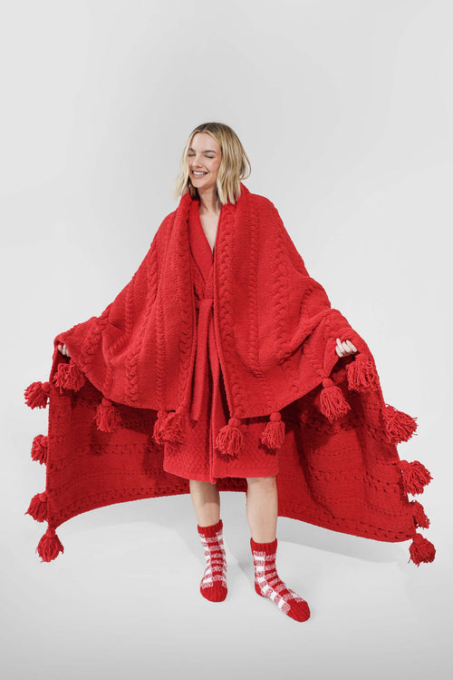 Rouge Braided Pom Pom Throw