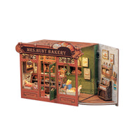 Mrs. Hunt Bakery - DIY Kit | Hands Craft