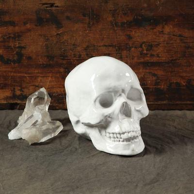 Ceramic Skull White or Black